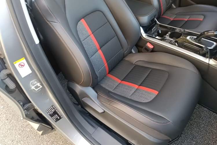 Used Haval H4 2019 1.5 GDIT Pro Version China VI Standard Right Front Seat