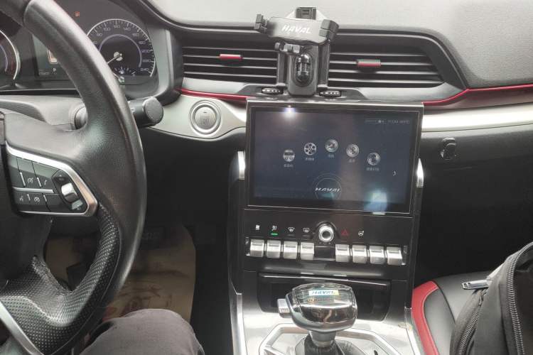 Used Haval H4 2019 1.5 GDIT DCT Luxury Smart Connectivity Version China V Standard Audio And AC Panel