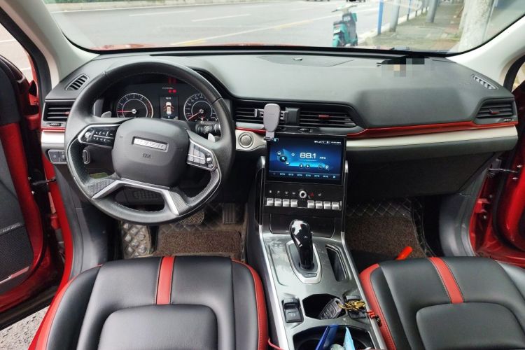 Used Haval H4 2019 1.5 GDIT DCT Luxury Smart Connectivity Version China VI Standard Center Console