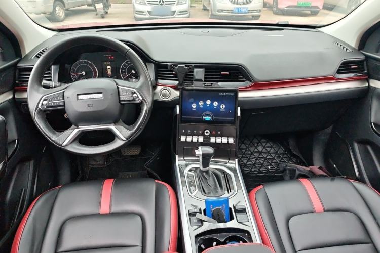 Used Haval H4 2019 Red-Label 1.5 GDIT DCT Luxury Smart Connectivity Model Center Console