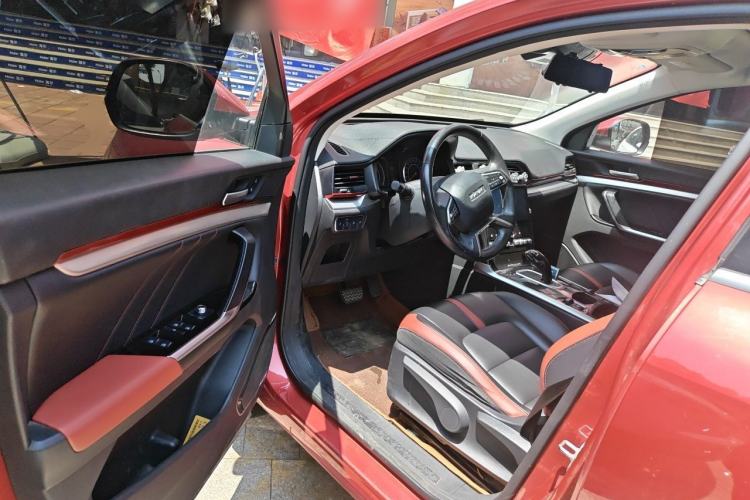 Used Haval H4 2019 1.5 GDIT DCT Luxury Smart Connectivity Version China VI Standard Driver Seat