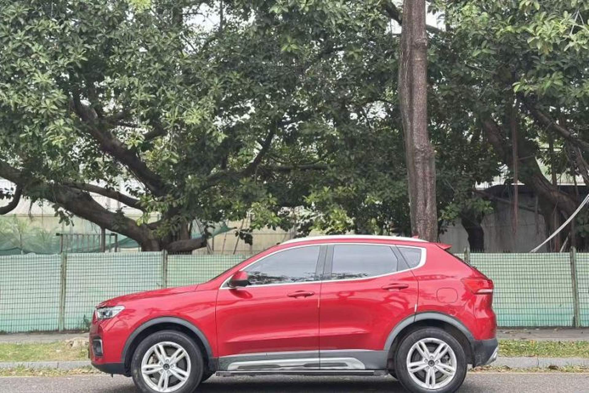 Used Haval H4 2019 Red-Label 1.5 GDIT DCT Elite SmartConnect Edition Exterior 4