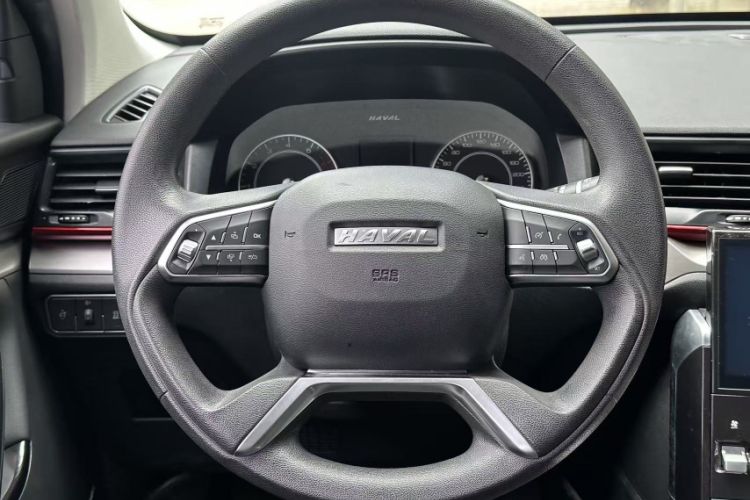 Used Haval H4 2019 Red-Label 1.5 GDIT DCT Elite SmartConnect Edition Interior 2