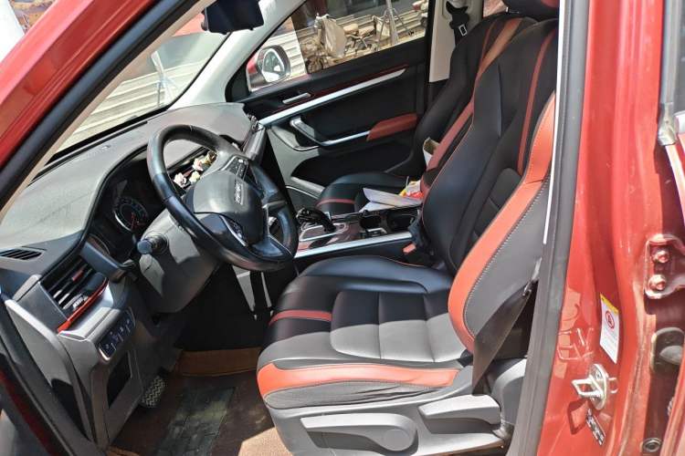 Used Haval H4 2019 1.5 GDIT DCT Luxury Smart Connectivity Version China VI Standard Left Front Seat