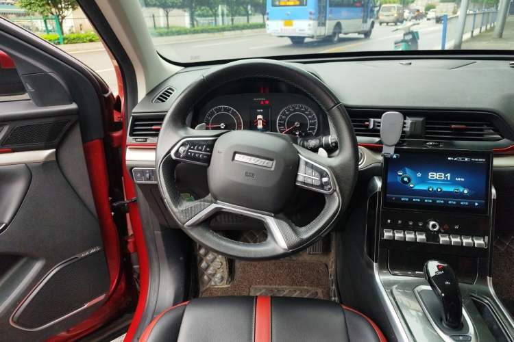 Used Haval H4 2019 1.5 GDIT DCT Luxury Smart Connectivity Version China VI Standard Steering Wheel