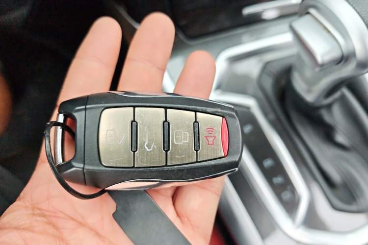 Used Haval H4 2019 Red-Label 1.5 GDIT DCT Luxury Smart Connectivity Model Vehicle Key