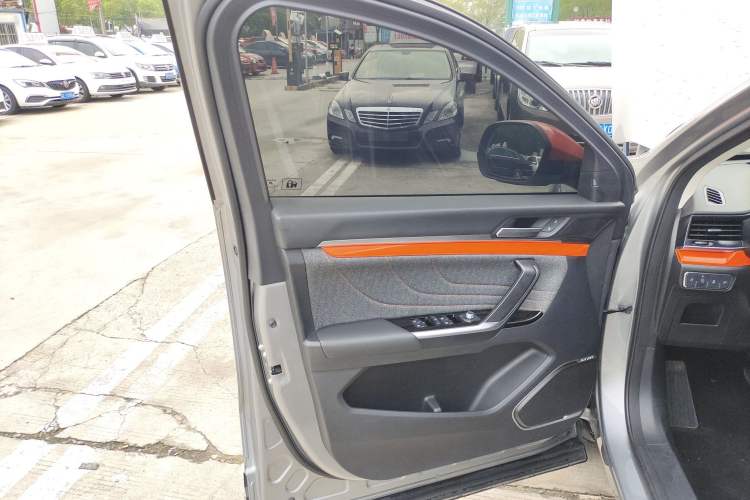 Used Haval H4 2019 1.5 GDIT Pro Version China VI Standard Left Front Door Interior