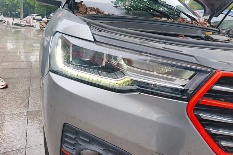 Used Haval H4 2019 1.5 GDIT Pro Version China VI Standard Right Front Headlight