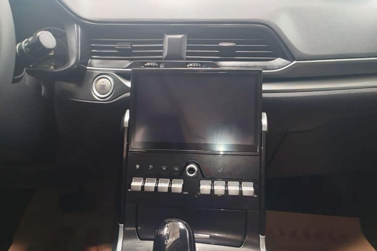 Used Haval H4 2019 1.5 GDIT DCT Luxury Smart Connectivity Version China VI Standard Audio And AC Panel