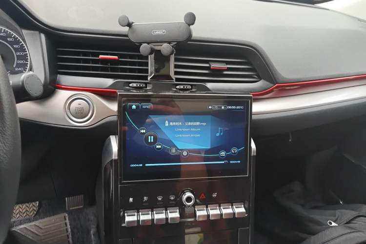Used Haval H4 2019 1.5 GDIT DCT Luxury Smart Connectivity Version China VI Standard Audio And AC Panel