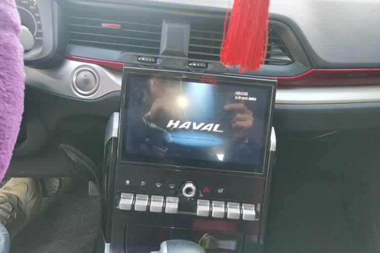 Used Haval H4 2019 Red-Label 1.5 GDIT DCT Luxury Smart Connectivity Model Audio And AC Panel