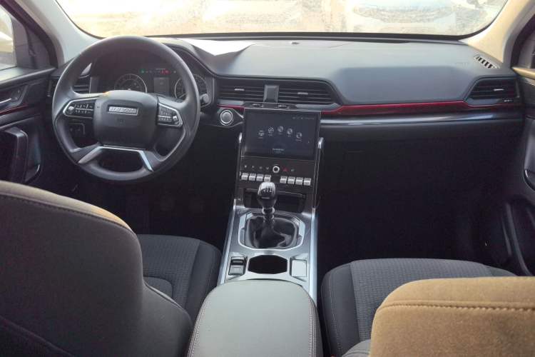 Used Haval H4 2019 1.5 GDIT Manual Elite Smart Connect Version China V Standard Center Console