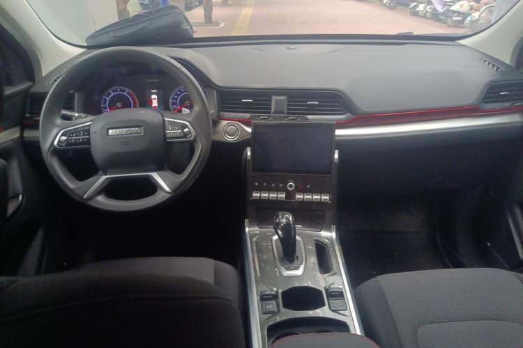 Used Haval H4 2019 1.5 GDIT DCT Elite Smart Connectivity Version China VI Center Console