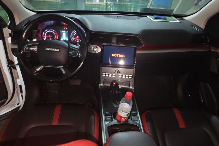Used Haval H4 2019 1.5 GDIT DCT Luxury Smart Connectivity Version China VI Standard Center Console