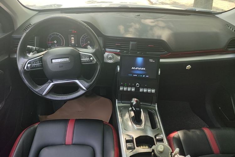 Used Haval H4 2019 1.5 GDIT DCT Luxury Smart Connectivity Version China VI Standard Center Console