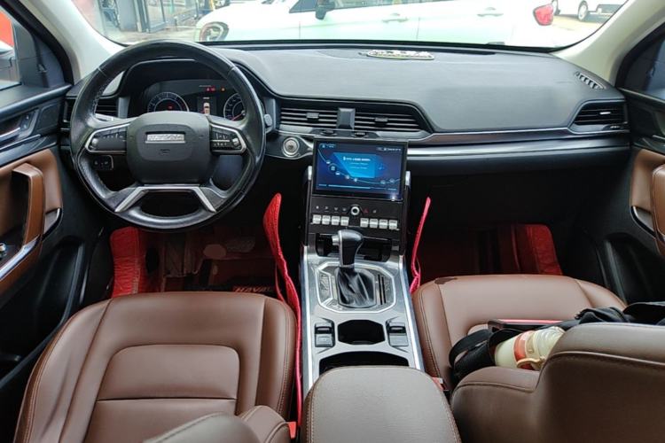 Used Haval H4 2019 1.5 GDIT DCT Luxury Smart Connectivity Version China V Standard Center Console