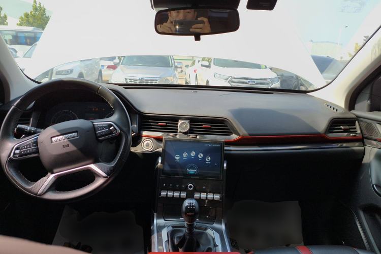 Used Haval H4 2019 1.5 GDIT Manual Luxury Smart Connect Version China V Standard Center Console