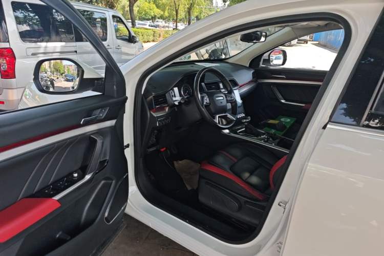 Used Haval H4 2019 1.5 GDIT DCT Luxury Smart Connectivity Version China V Standard Driver Seat