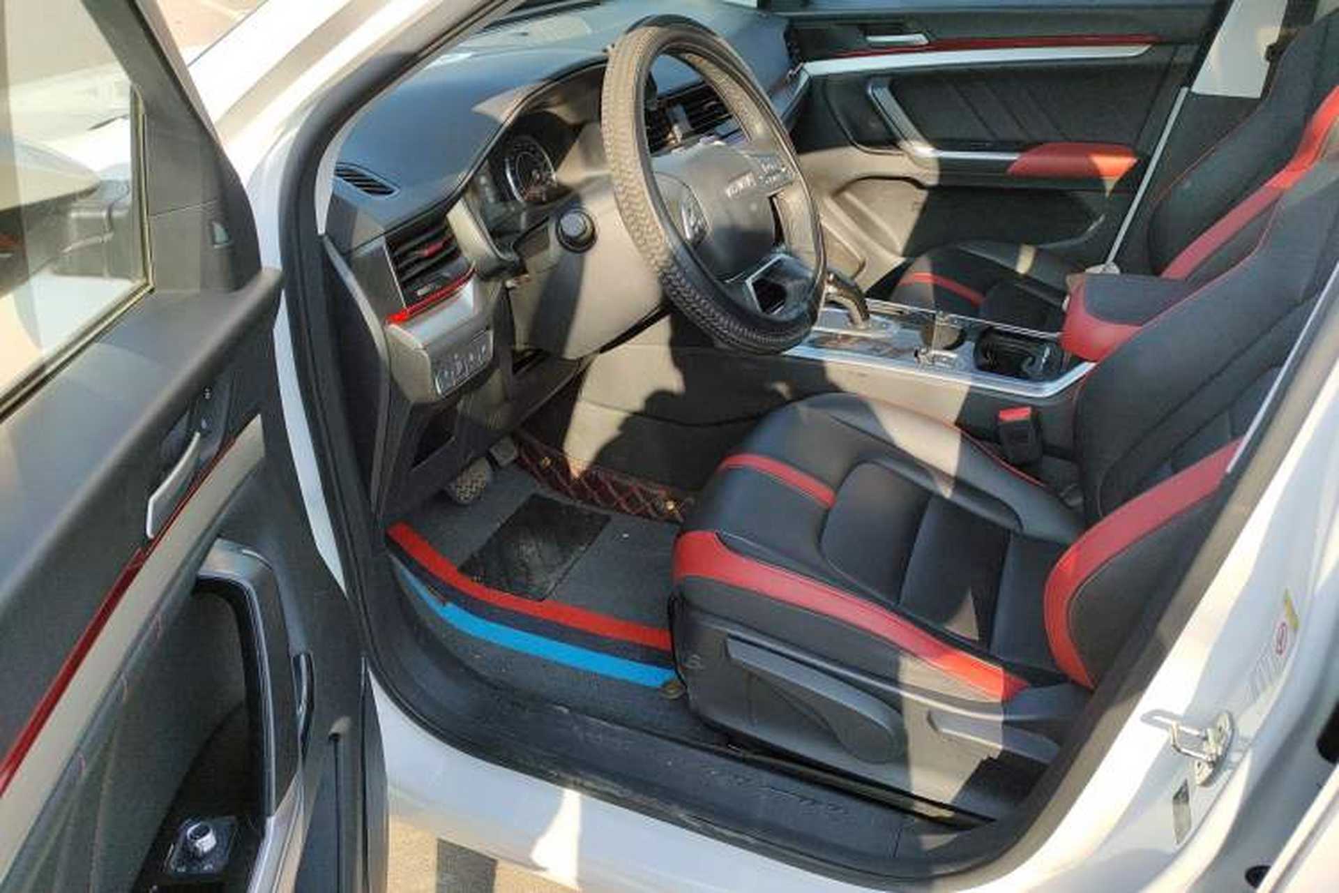 Used Haval H4 2019 1.5 GDIT DCT Luxury Smart Connectivity Version China VI Standard Driver Seat