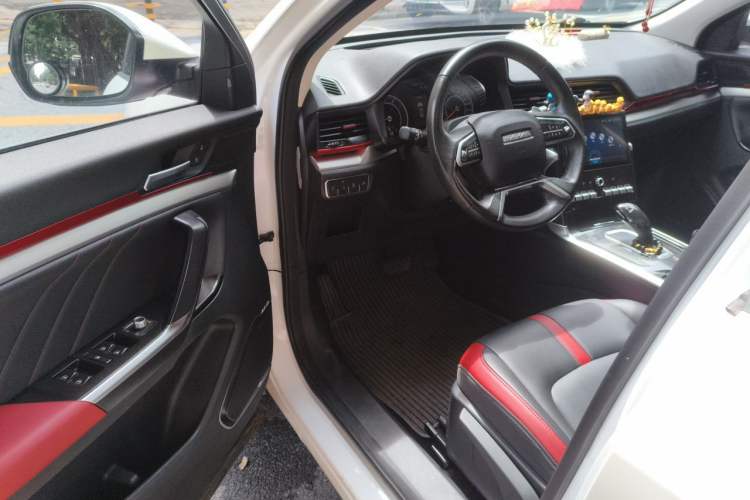 Used Haval H4 2019 1.5 GDIT DCT Luxury Smart Connectivity Version China VI Standard Driver Seat