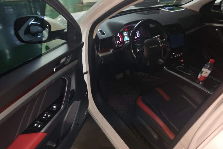Used Haval H4 2019 1.5 GDIT DCT Luxury Smart Connectivity Version China VI Standard Driver Seat