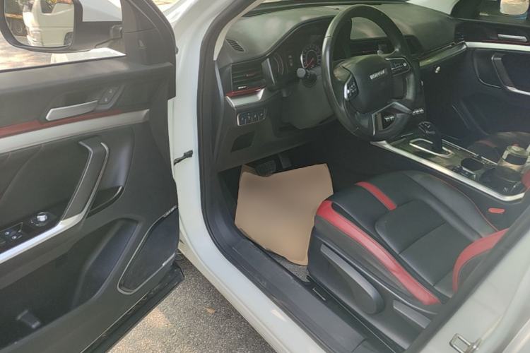 Used Haval H4 2019 1.5 GDIT DCT Luxury Smart Connectivity Version China VI Standard Driver Seat
