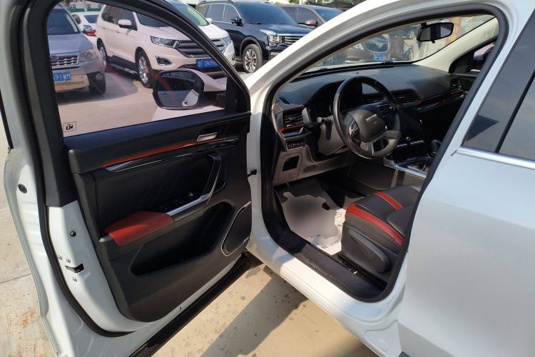 Used Haval H4 2019 1.5 GDIT Manual Luxury Smart Connect Version China V Standard Driver Seat