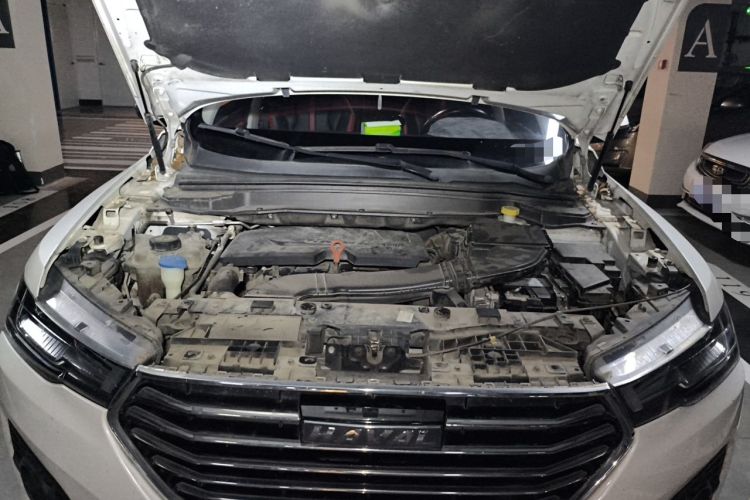 Used Haval H4 2019 1.5 GDIT DCT Luxury Smart Connectivity Version China VI Standard Engine Bay