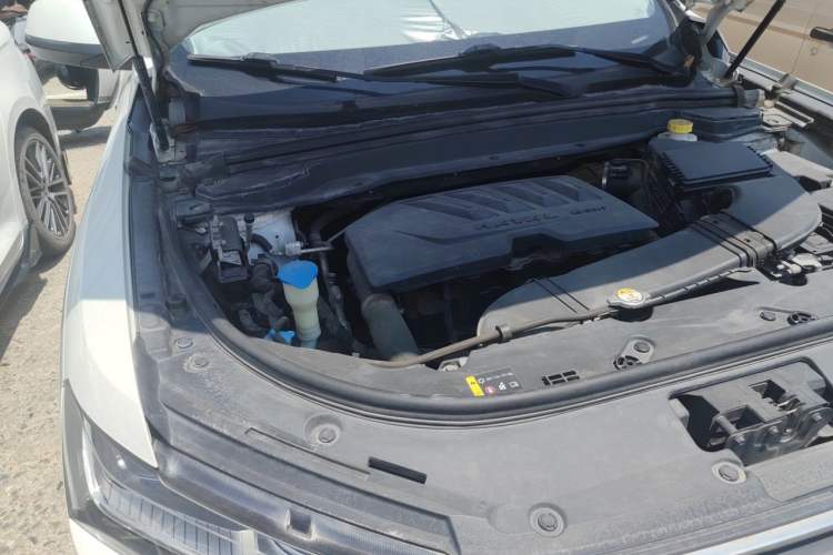 Used Haval H4 2019 1.5 GDIT Manual Luxury Smart Connect Version China V Standard Engine Bay Right