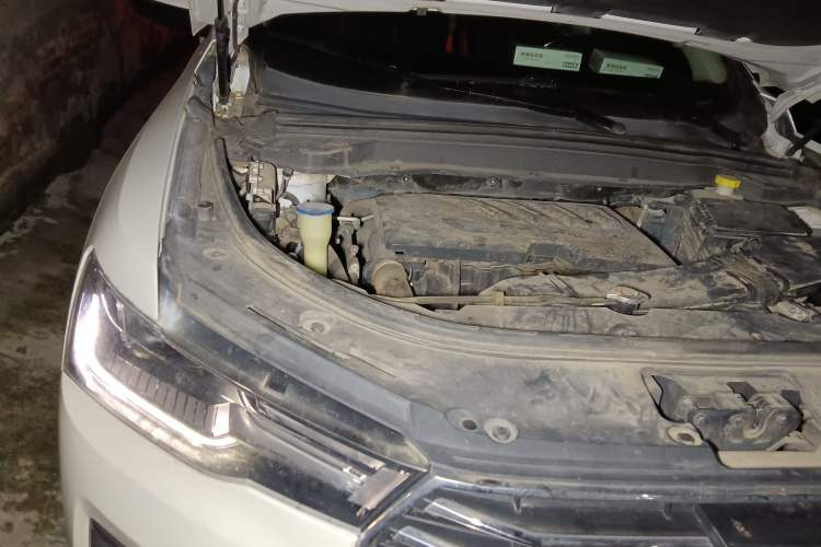 Used Haval H4 2019 1.5 GDIT Manual Luxury Smart Connect Version China V Standard Engine Bay Right
