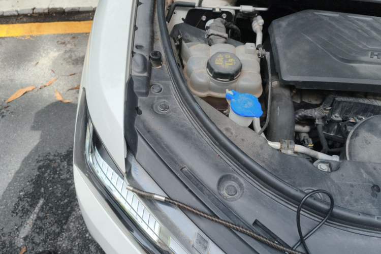 Used Haval H4 2019 1.5 GDIT DCT Luxury Smart Connectivity Version China VI Standard Engine Bay Right