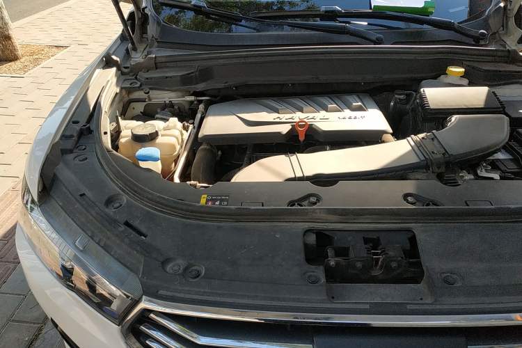 Used Haval H4 2019 1.5 GDIT DCT Luxury Smart Connectivity Version China VI Standard Engine Bay Right
