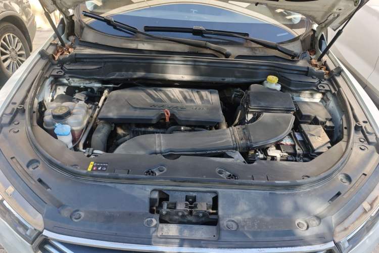 Used Haval H4 2019 1.5 GDIT DCT Luxury Smart Connectivity Version China VI Standard Engine Bay