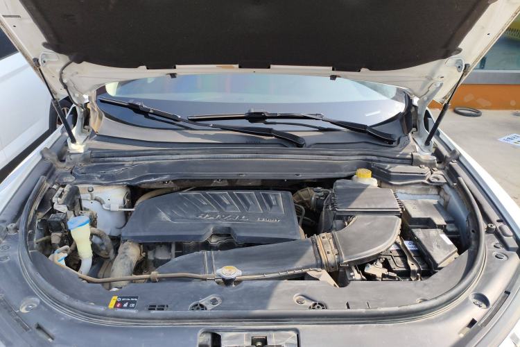 Used Haval H4 2019 1.5 GDIT Manual Luxury Smart Connect Version China V Standard Engine Bay
