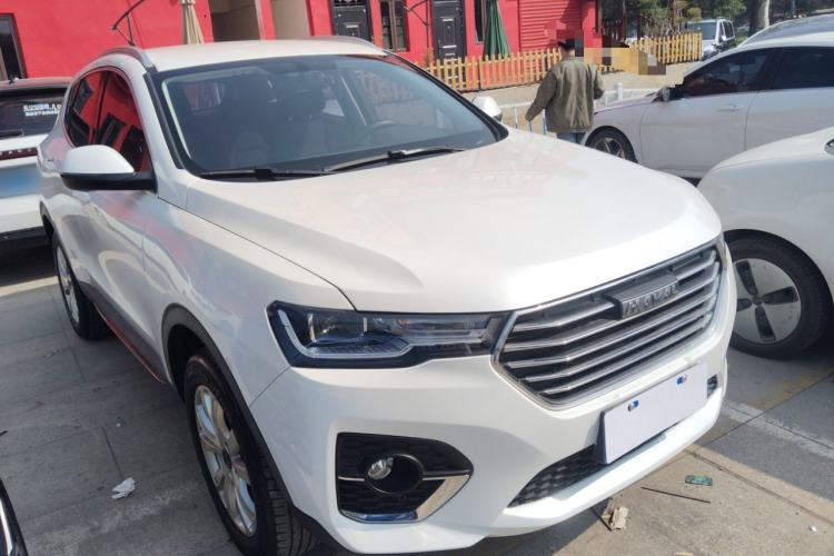 Used Haval H4 2019 1.5 GDIT Manual Elite Smart Connect Version China V Standard Front Right 45 Deg