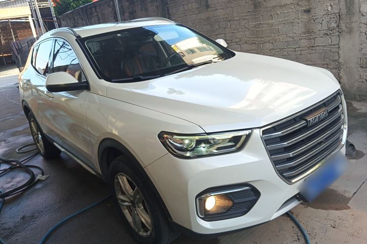 Used Haval H4 2019 Red-Label 1.5 GDIT DCT Luxury Smart Connectivity Model Front Right 45 Deg
