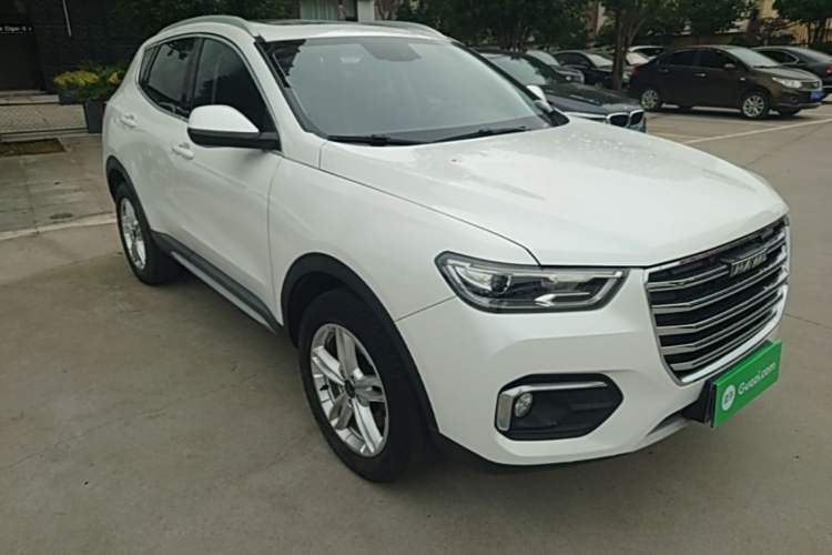 Used Haval H4 2019 Red-Label 1.5 GDIT DCT Luxury Smart Connectivity Model Front Right 45 Deg