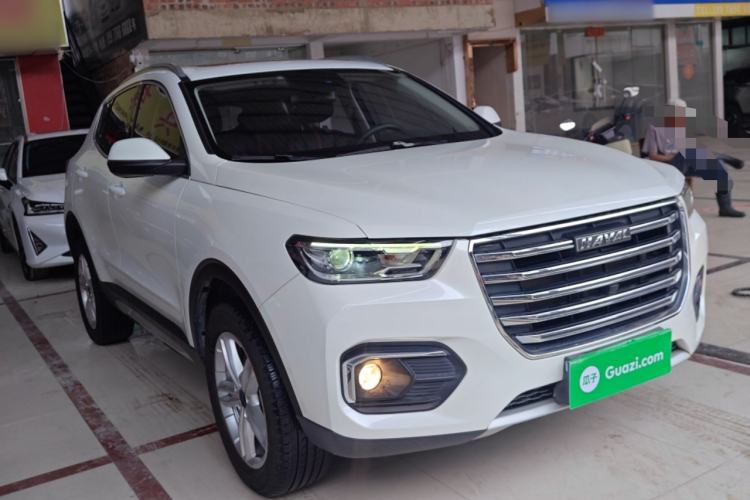 Used Haval H4 2019 Red-Label 1.5 GDIT DCT Luxury Smart Connectivity Model Front Right 45 Deg