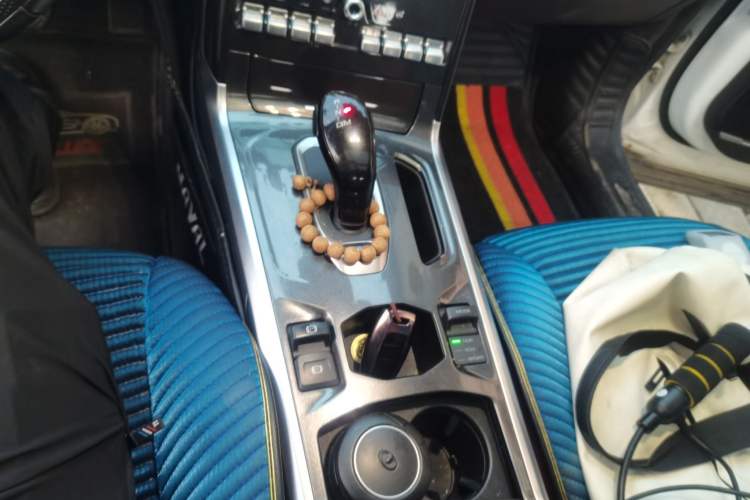 Used Haval H4 2019 1.5 GDIT DCT Luxury Smart Connectivity Version China VI Standard Gear Lever