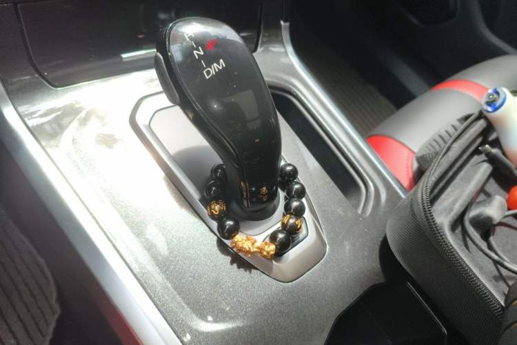 Used Haval H4 2019 1.5 GDIT DCT Luxury Smart Connectivity Version China VI Standard Gear Lever