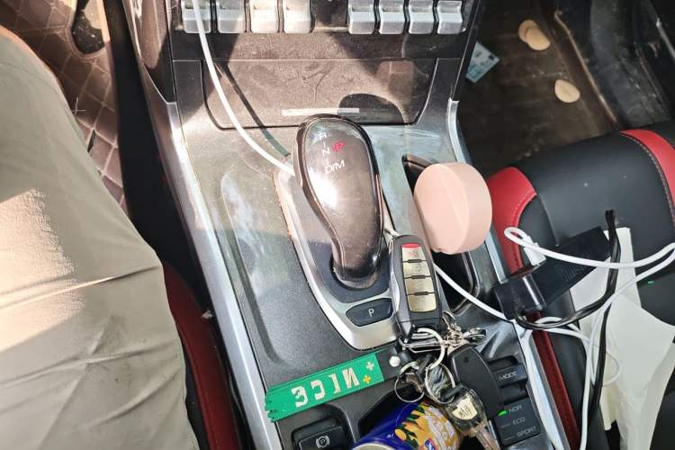 Used Haval H4 2019 1.5 GDIT DCT Luxury Smart Connectivity Version China VI Standard Gear Lever