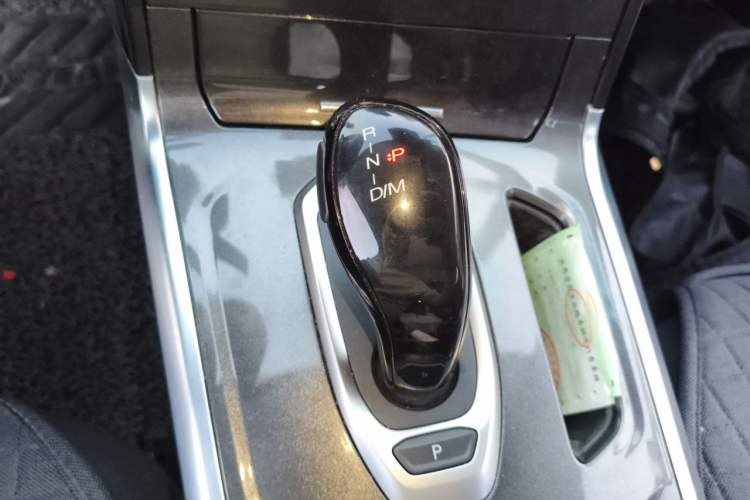 Used Haval H4 2019 1.5 GDIT DCT Elite Smart Connectivity Version China VI Gear Lever