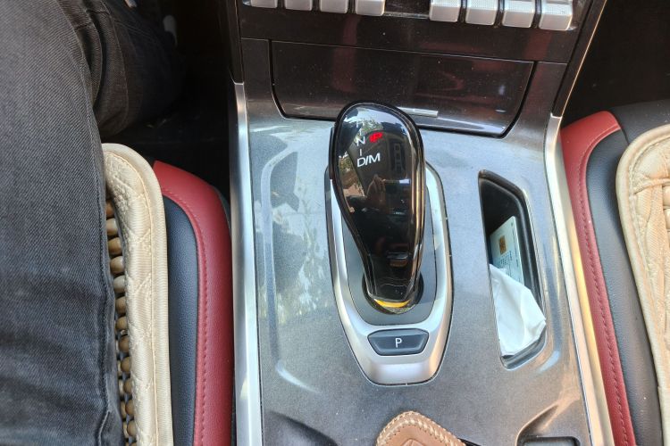 Used Haval H4 2019 1.5 GDIT DCT Luxury Smart Connectivity Version China VI Standard Gear Lever
