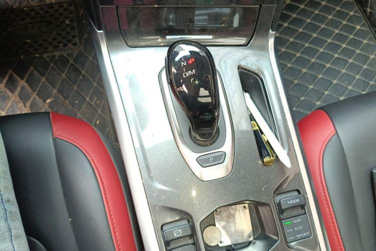 Used Haval H4 2019 1.5 GDIT DCT Luxury Smart Connectivity Version China VI Standard Gear Lever