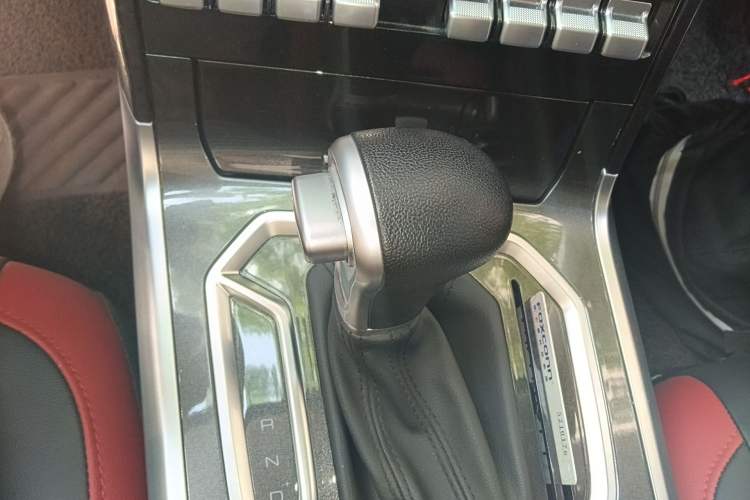 Used Haval H4 2019 1.5 GDIT DCT Luxury Smart Connectivity Version China V Standard Gear Lever