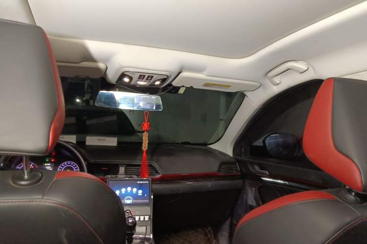 Used Haval H4 2019 1.5 GDIT Manual Luxury Smart Connect Version China V Standard Headliner