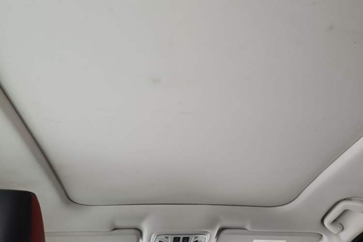 Used Haval H4 2019 1.5 GDIT DCT Luxury Smart Connectivity Version China VI Standard Headliner