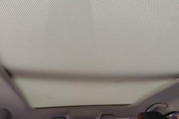 Used Haval H4 2019 1.5 GDIT DCT Luxury Smart Connectivity Version China VI Standard Headliner