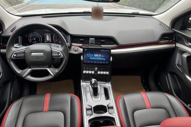 Used Haval H4 2019 1.5 GDIT DCT Luxury Smart Connectivity Version China VI Standard Interior 1