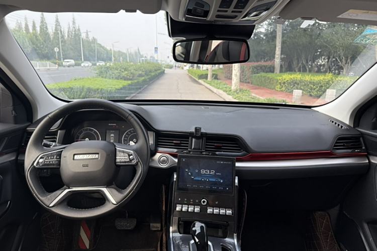 Used Haval H4 2019 1.5 GDIT DCT Luxury Smart Connectivity Version China VI Standard Interior 1